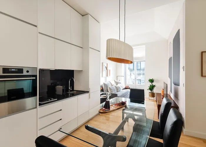 Liberty 119 • Luxurious 1bd In Porto's Main Avenue Apartament *