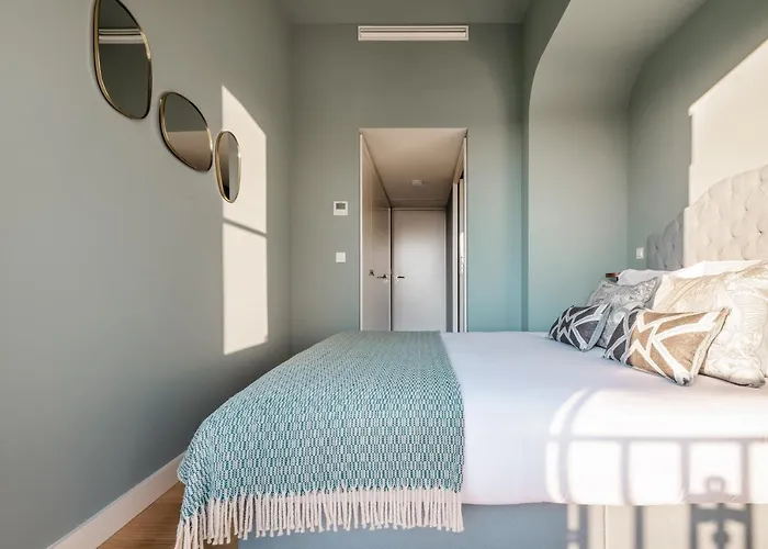 Liberty 119 • Luxurious 1bd In Porto's Main Avenue *