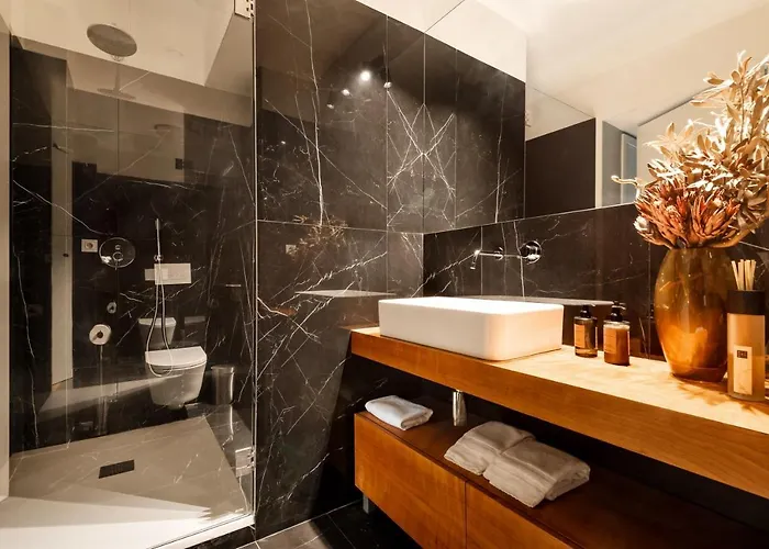 דירה Liberty 119 • Luxurious 1bd In Porto's Main Avenue